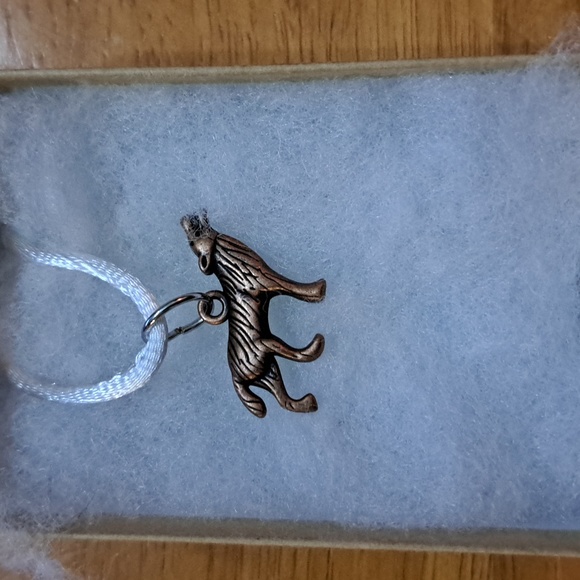 Copper Howling Wolf Necklace - Picture 2 of 5